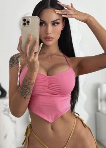 Эвелина, Г. Зверево