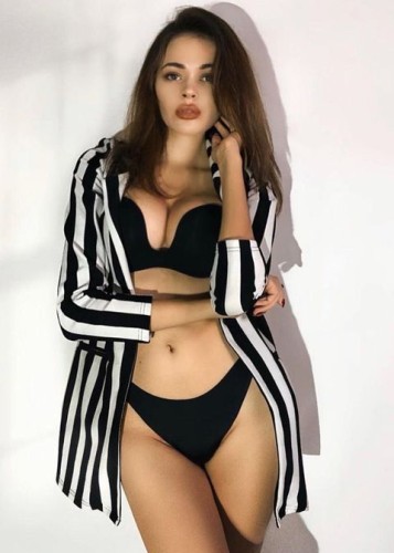Яна, Г. Зверево